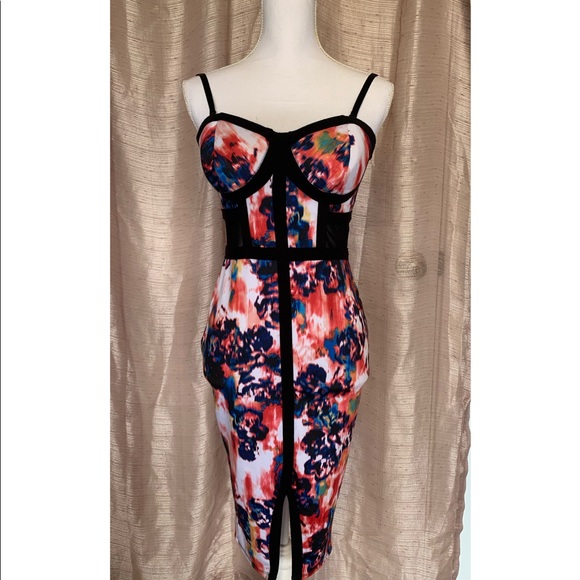 Material Girl Bodycon Print Dress - Picture 3 of 8